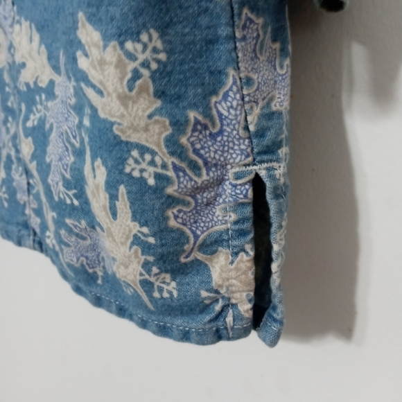 Classic Elements Women's Denim Button Down Shirt/Jacket  Leaf pattern - Picture 9 of 9